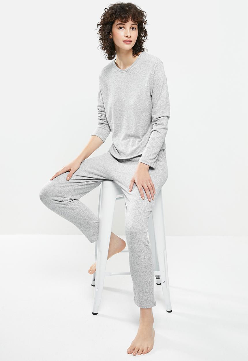 Superbalist - Soft touch sleep top & drop crotch pants set - light grey melange