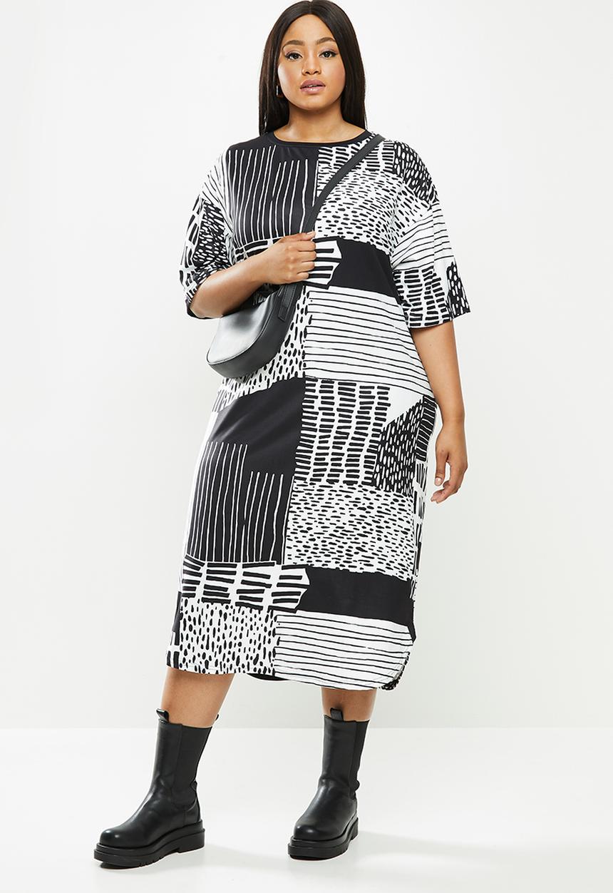 Me&B - Patch print T-shirt dress - black & white 