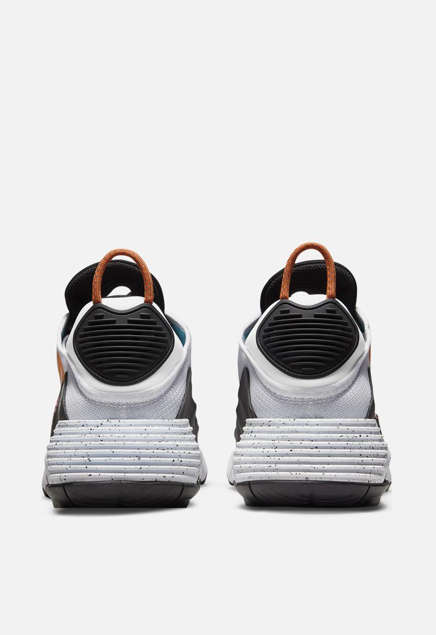 Nike - Air Max 2090 - white/turf orange-black-aquamarine