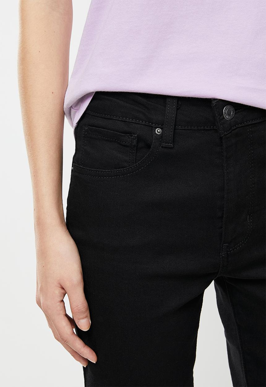 Levi’s® - 721 High-Rise Skinny Jeans - Soft Black