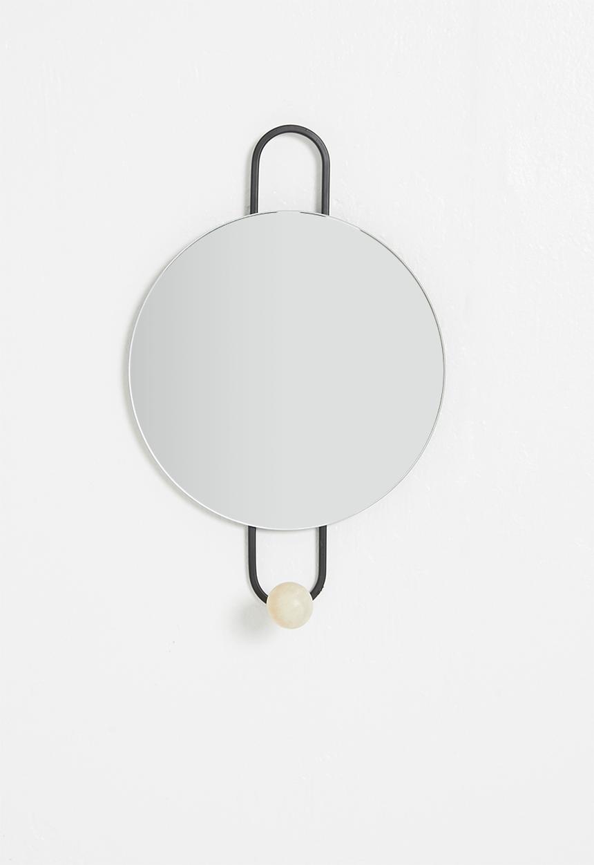 Present Time - Bright mirror with hook - matte black
