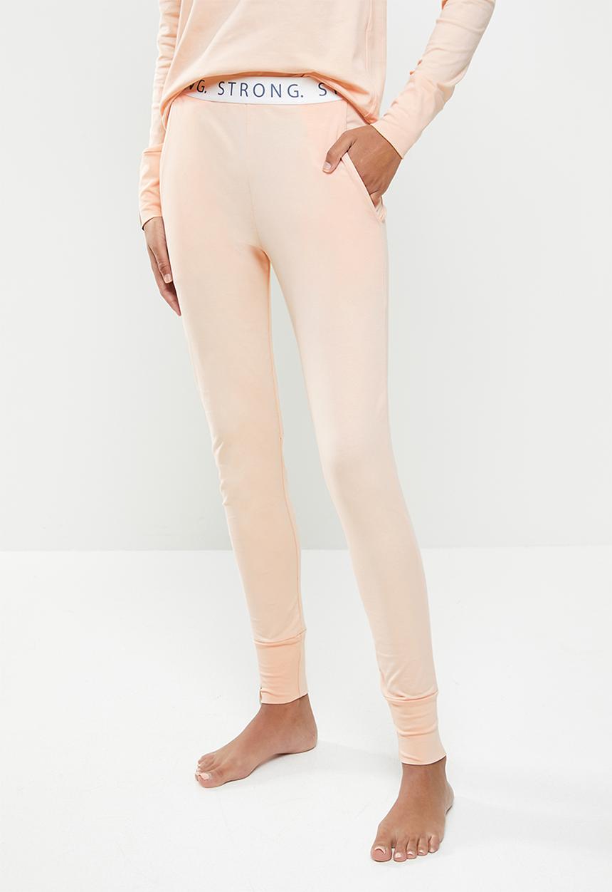 STRONG by T-Shirt Bed Co. - Ladies jogger - peach 