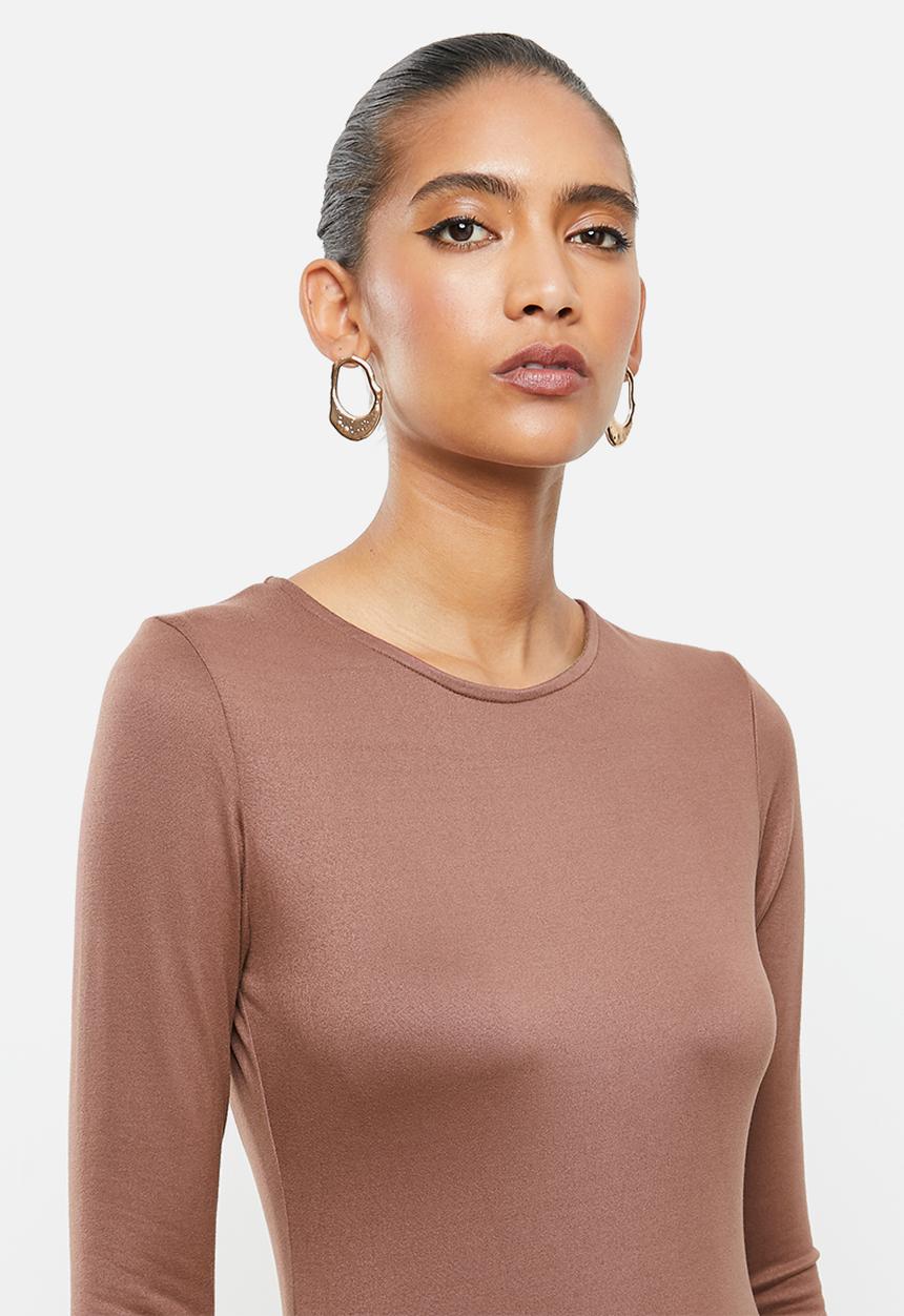 VELVET - Luxe knit column maxi dress with cut-out back - brown