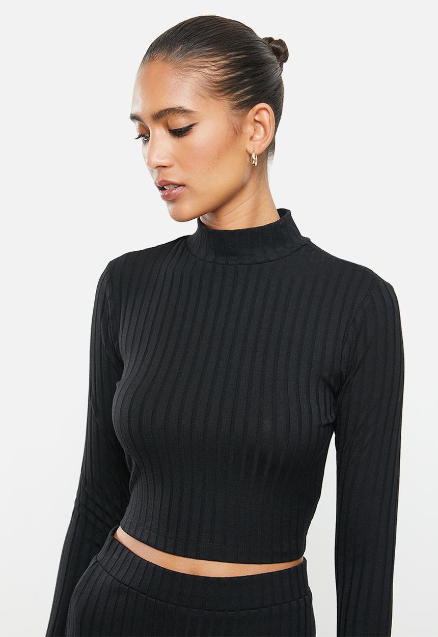 VELVET - Slinky rib knit crop top with cut out - black