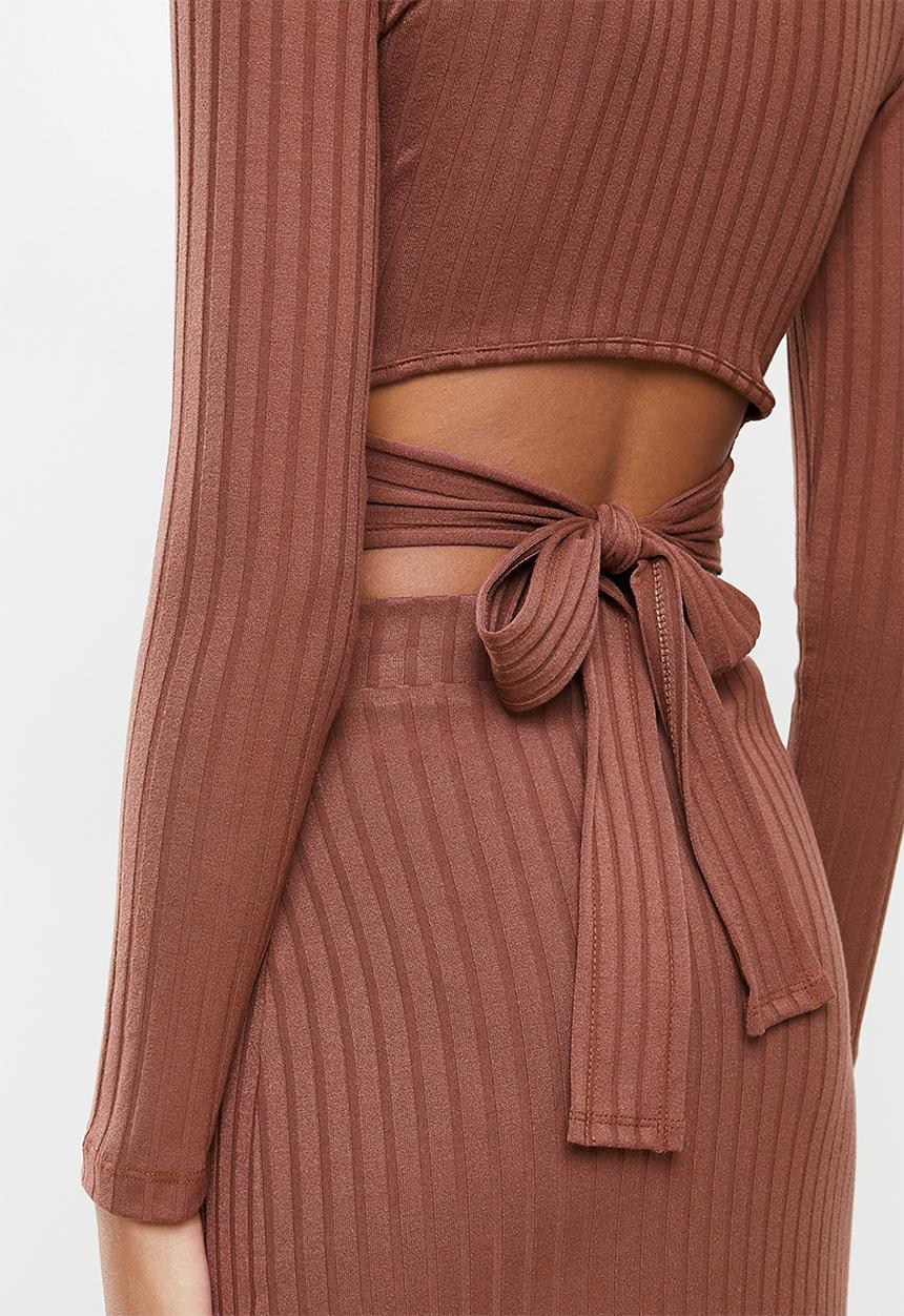 VELVET - Slinky rib knit crop top with cut out - brown