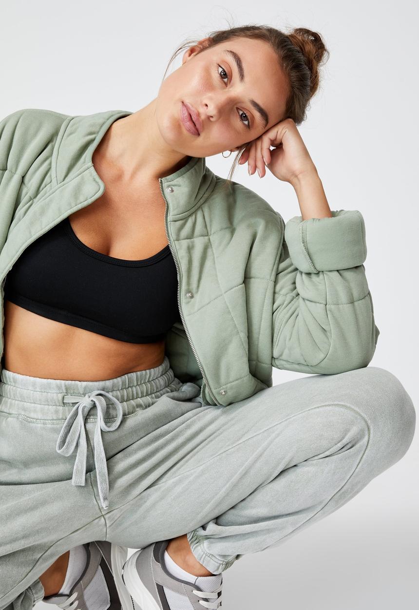 Cotton On - Lifestyle gym track pant - desert sage wash
