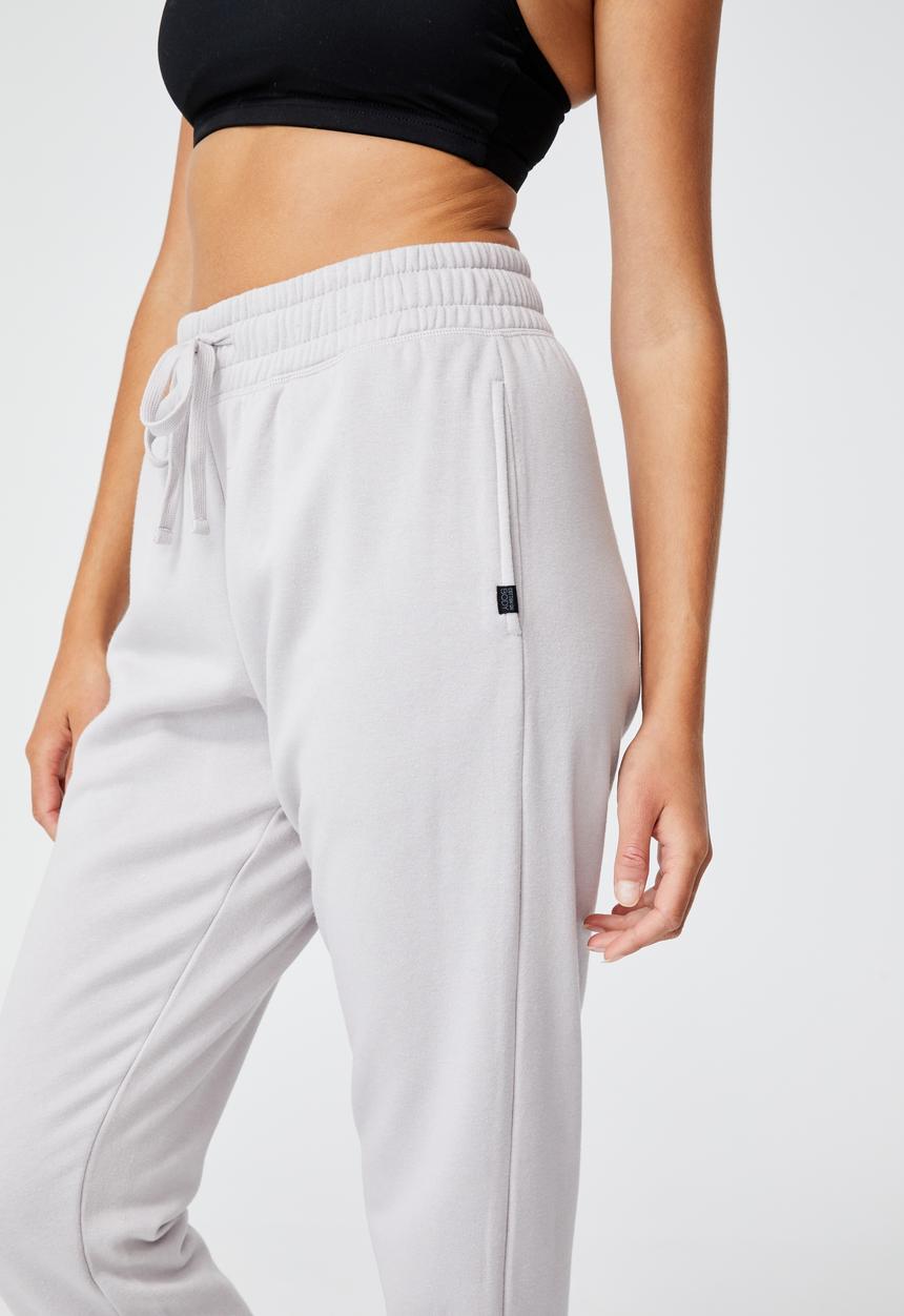 Cotton On - Lifestyle gym track pant - dove grey