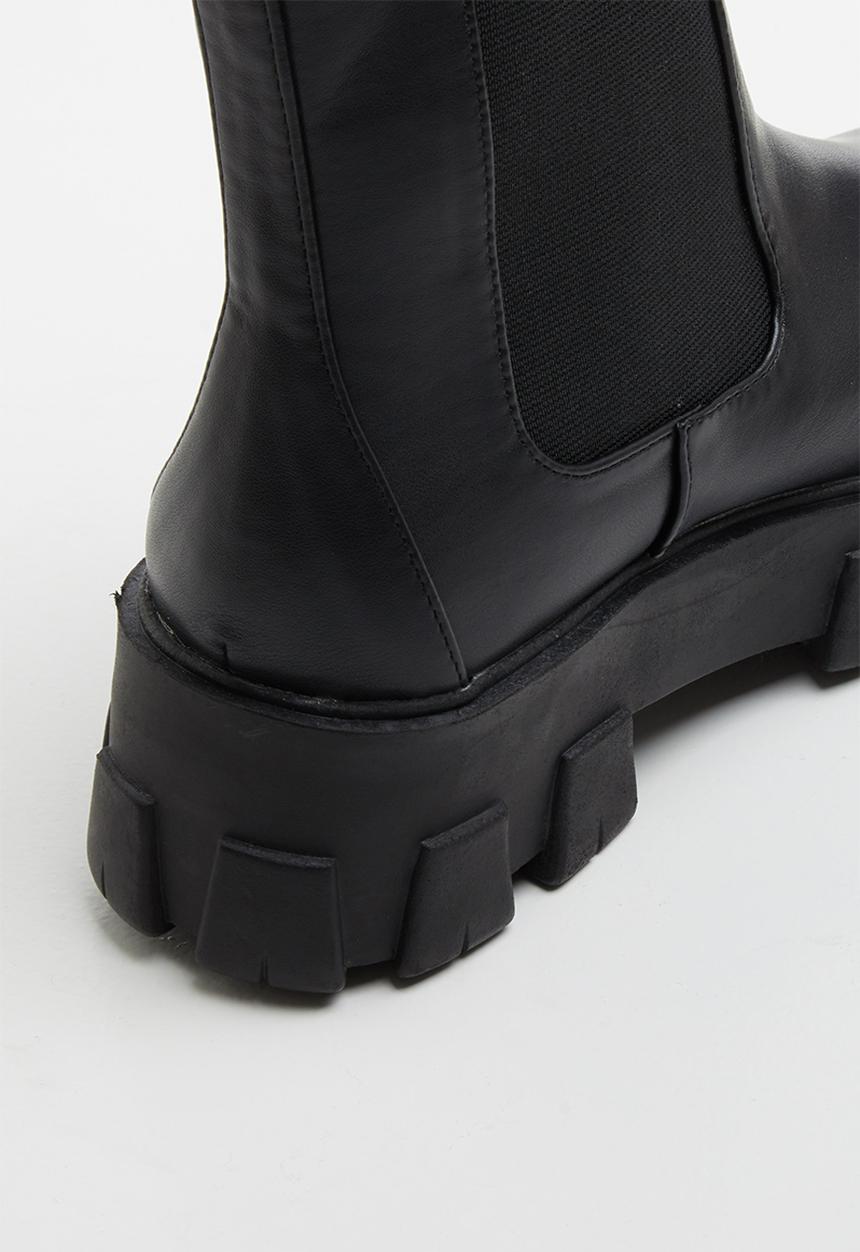 Superbalist - Ayaz chelsea boot - black