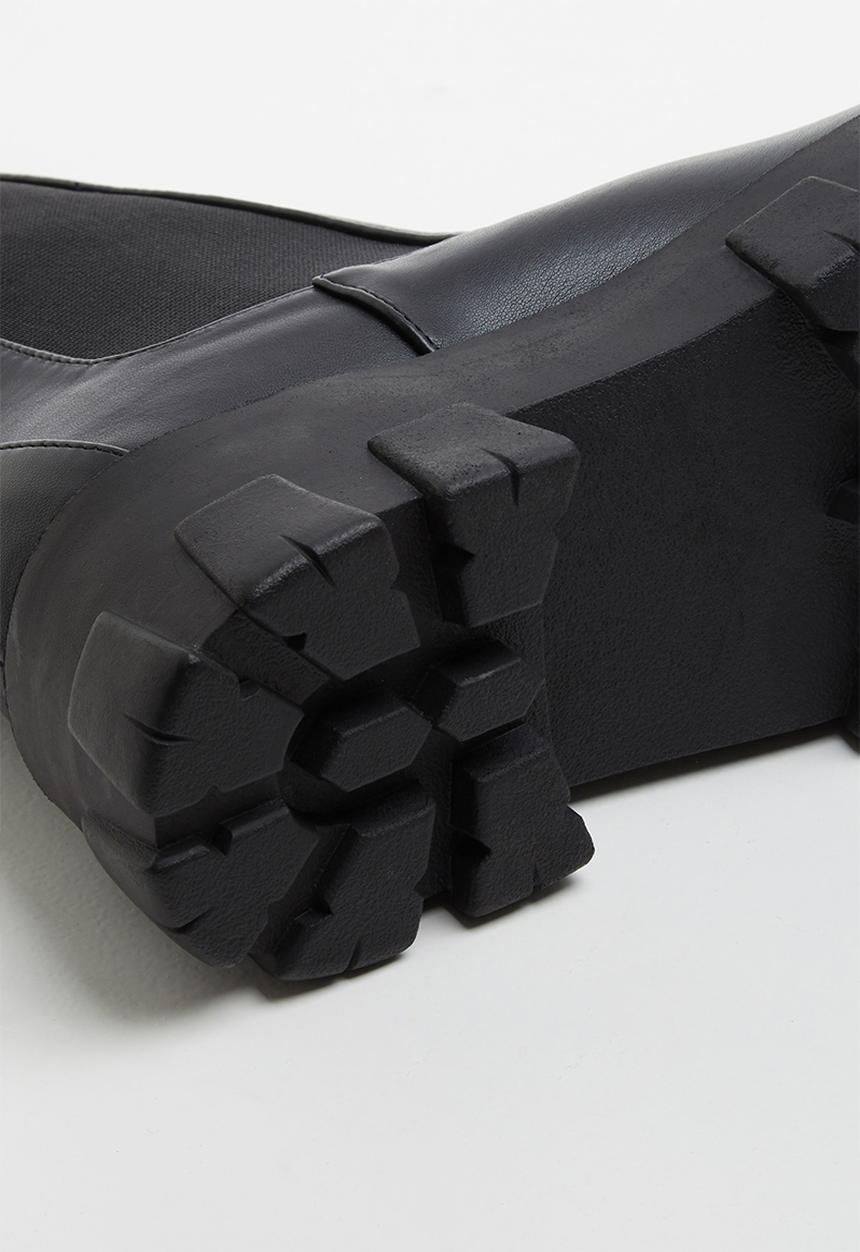 Superbalist - Ayaz chelsea boot - black