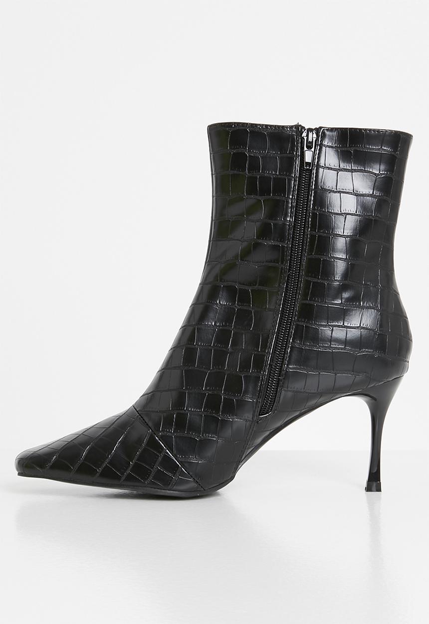 Z_Code_Z - Helen wider fit ankle boot - black