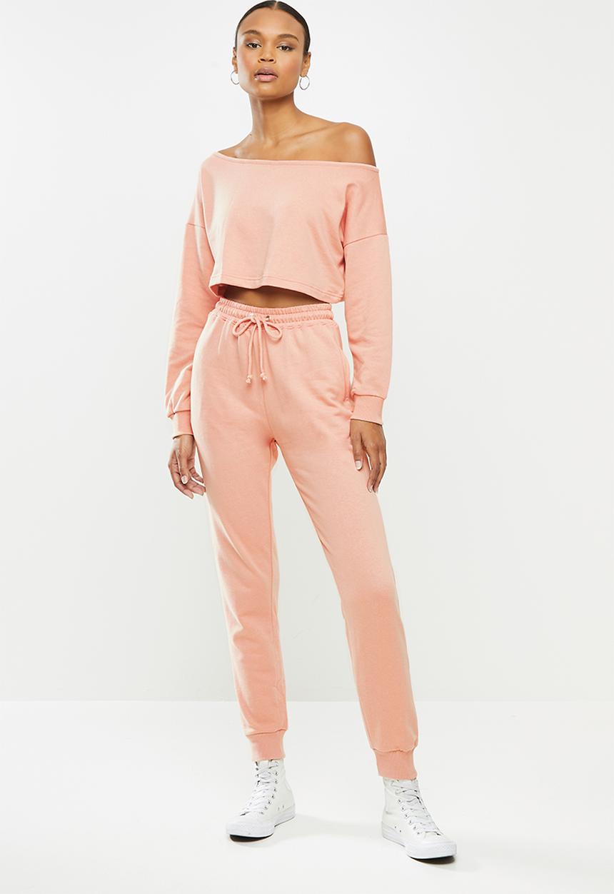 Missguided - Coord off the shoulder sweat & jogger - pink