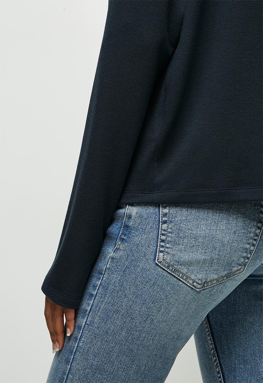 edit - Drop shoulder cut & sew top - navy