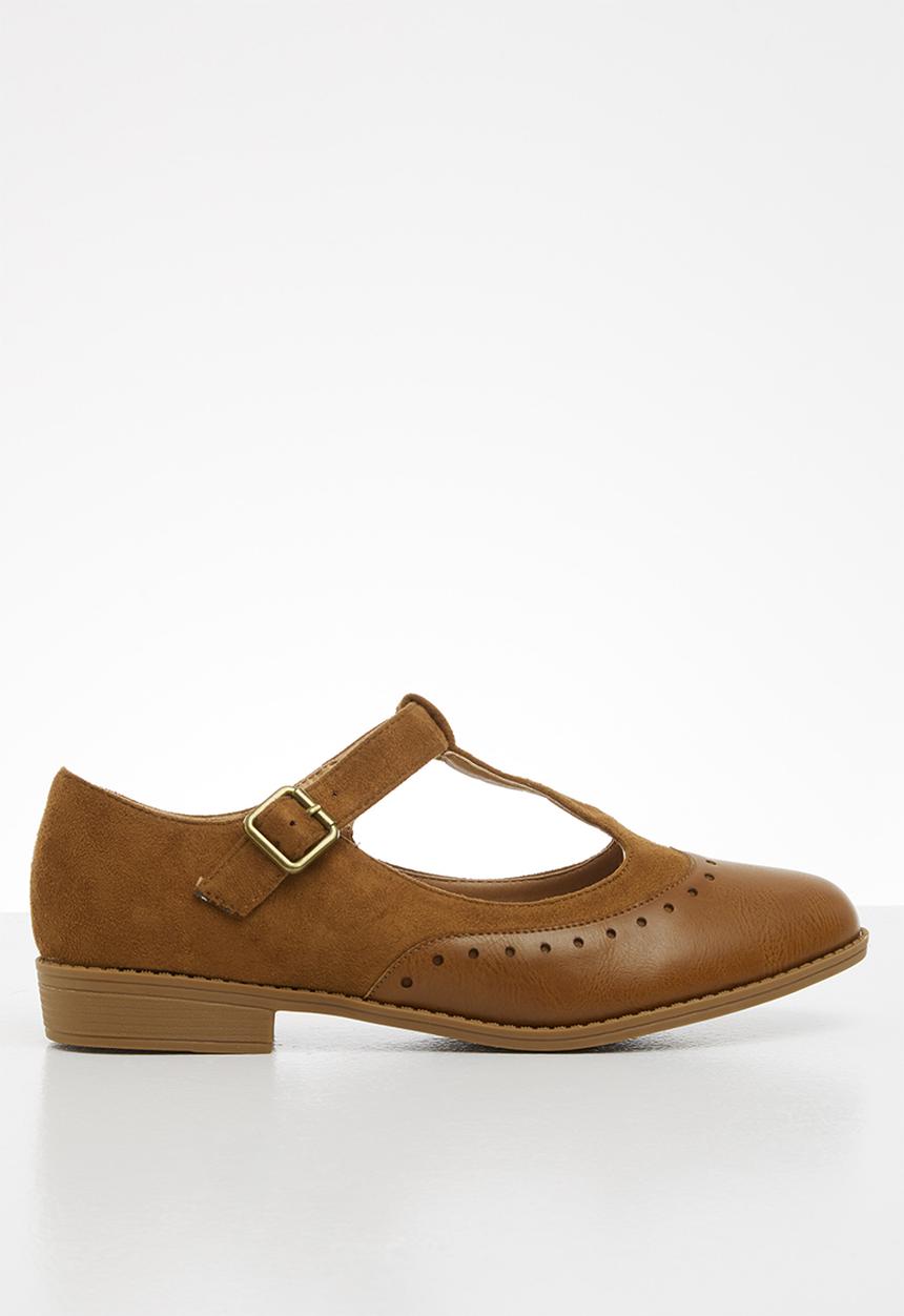 Jada - Mary jane buckle shoe - tan