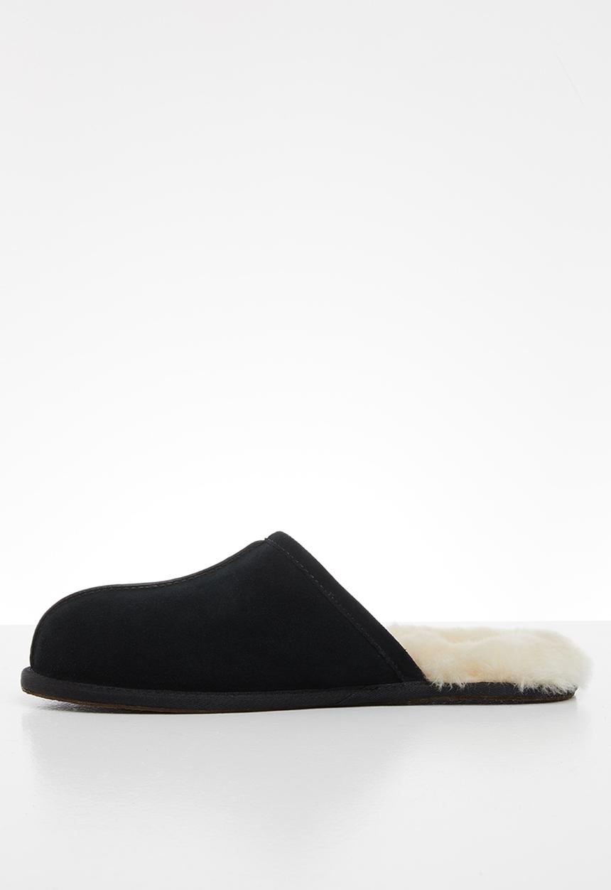 UGG® - Scuff - black