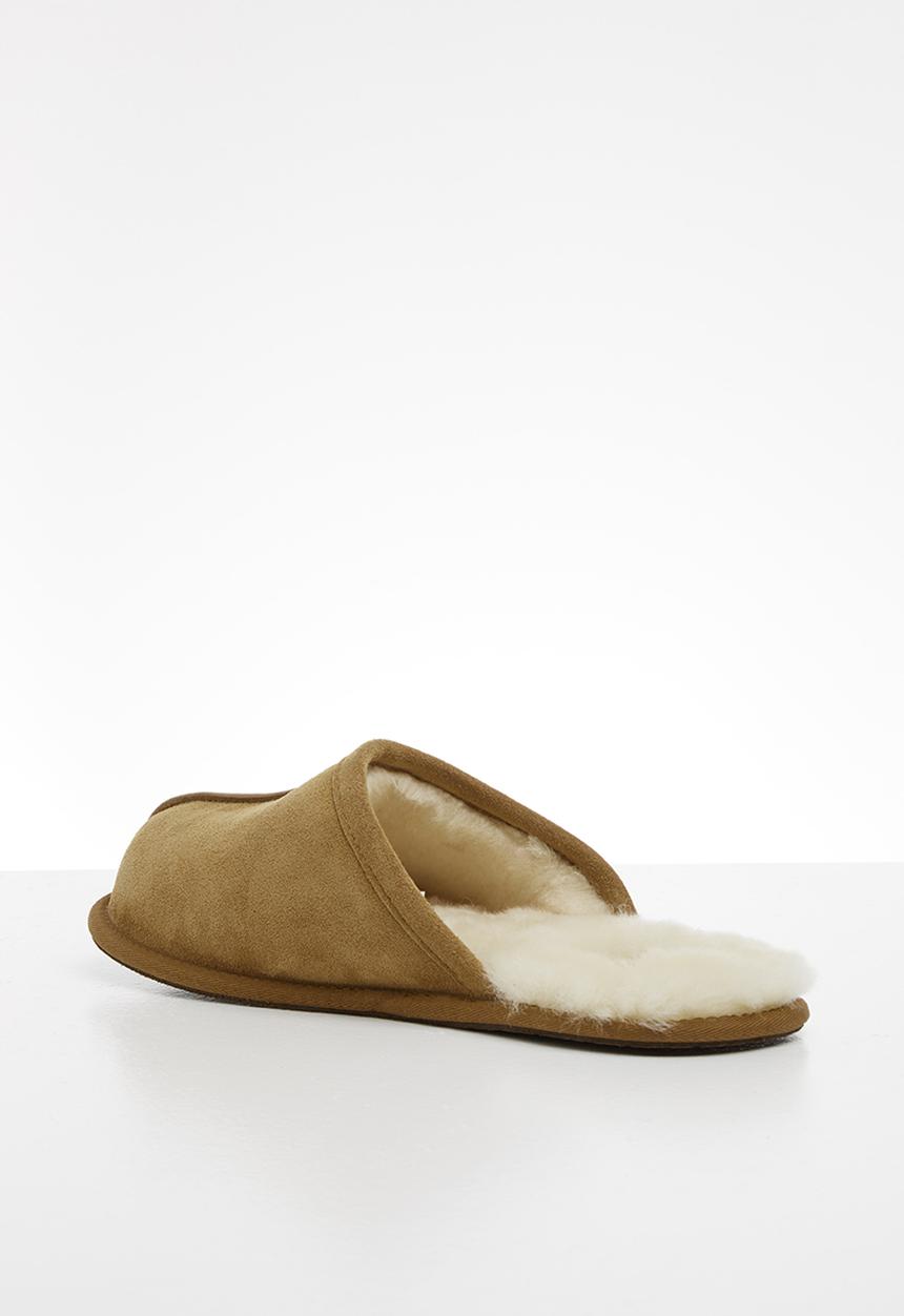 UGG® - Scuff - chestnut