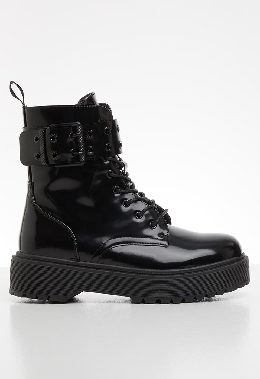 Plum - Sadie lace up chunky boot - black