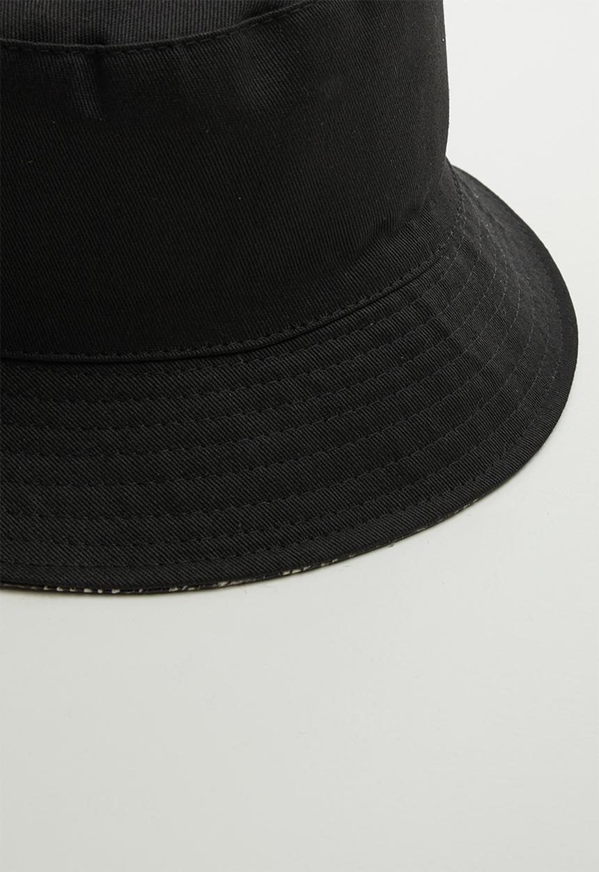 SISSY BOY - Pu snake print bucket hat - black