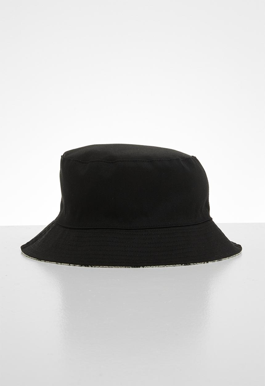 SISSY BOY - Pu snake print bucket hat - grey
