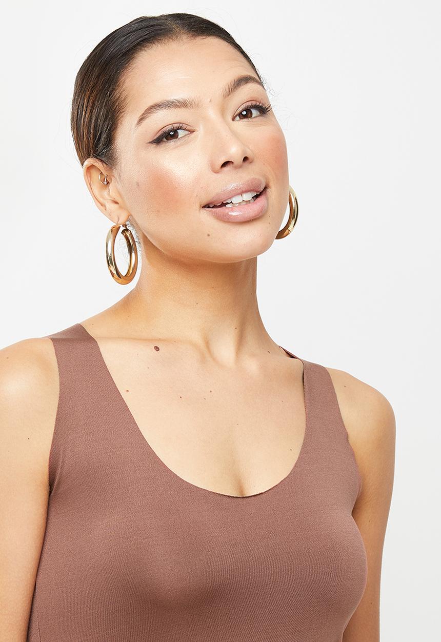 Missguided - Raw edge slinky racer midaxi - brown