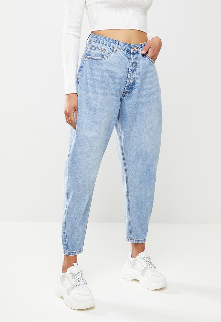 Missguided - Clean tapered leg jean - light blue