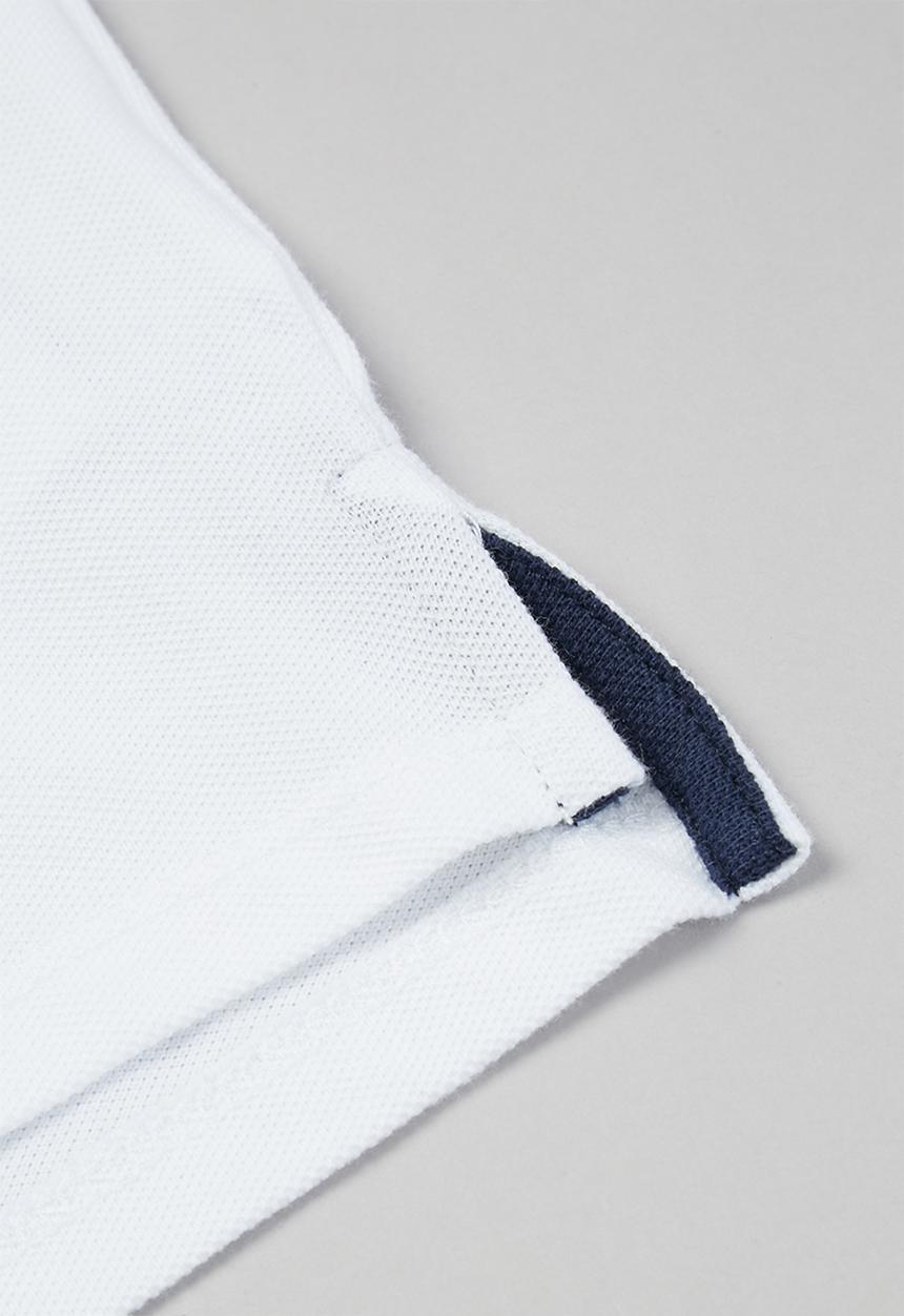 GUESS - Guess core embroidery golfer - white