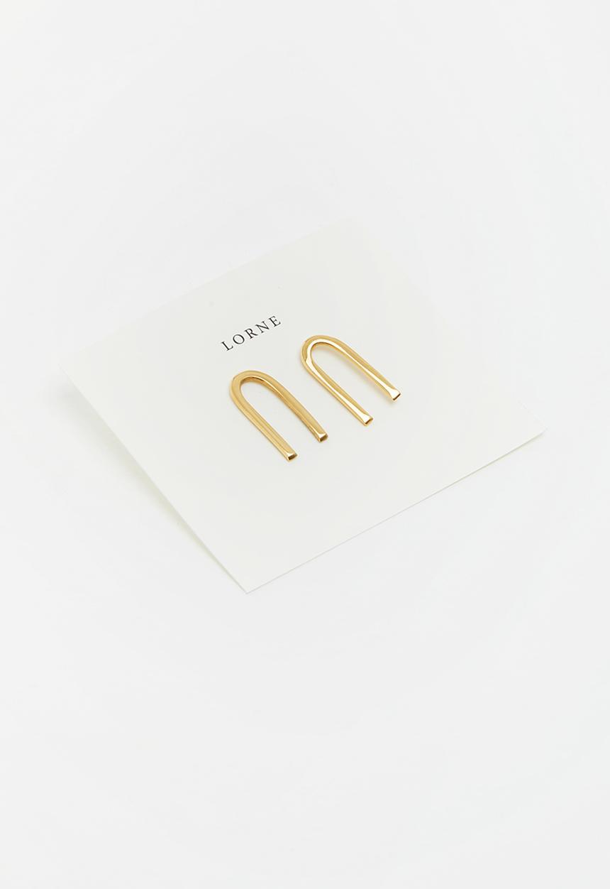 Lorne - N's earring - gold