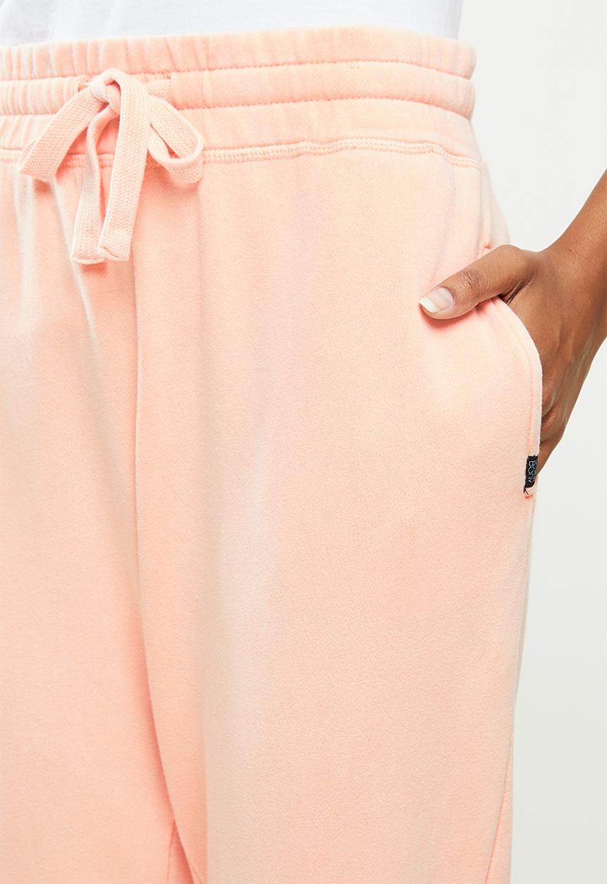 Cotton On - Lifestyle gym track pant - washed apricot