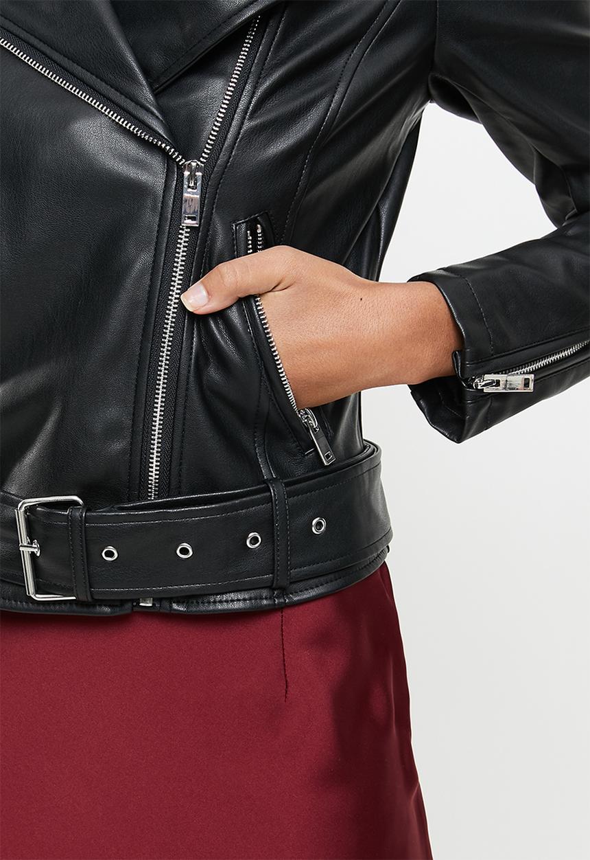Glamorous - Pu biker with belt detail - black
