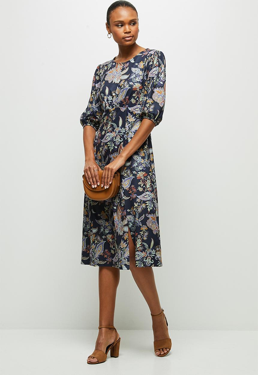edit - 3/4 sleeve curved waist knit midi - navy 