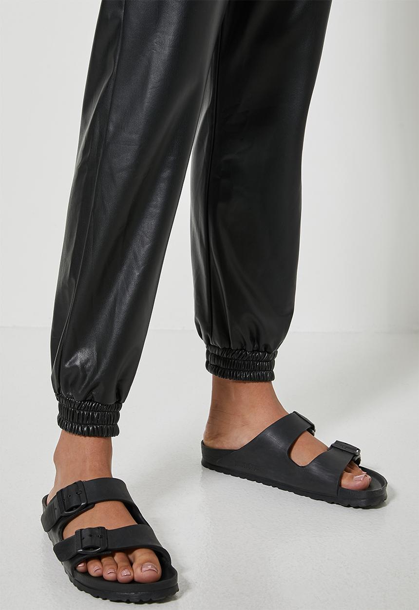 Superbalist - PU jogger - black