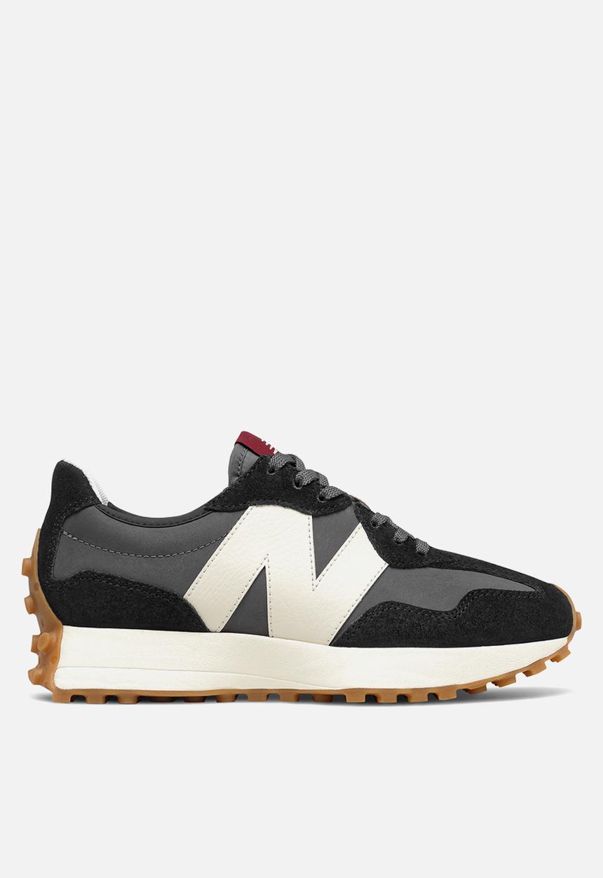 New Balance  - 327 - black (001)