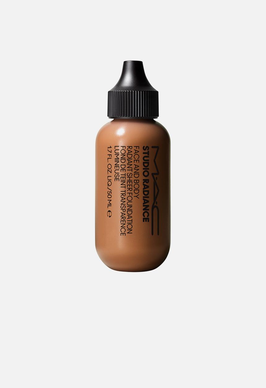 MAC - Studio Radiance Face and Body Foundation - C6 Medium