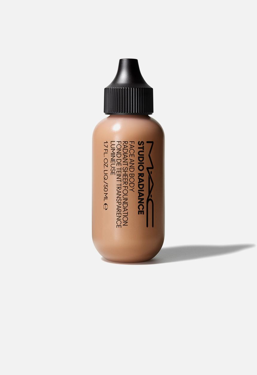 MAC - Studio Radiance Face and Body Foundation - N4 Medium