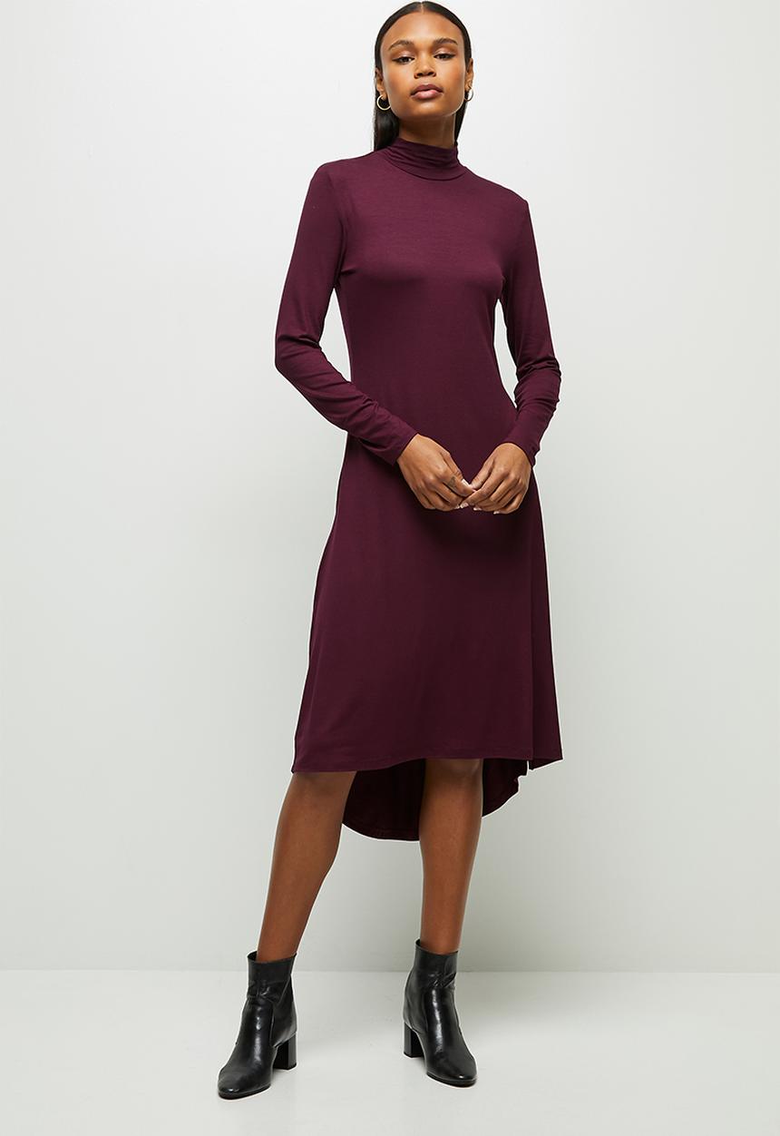 edit - Round neck hi low midi - dark berry