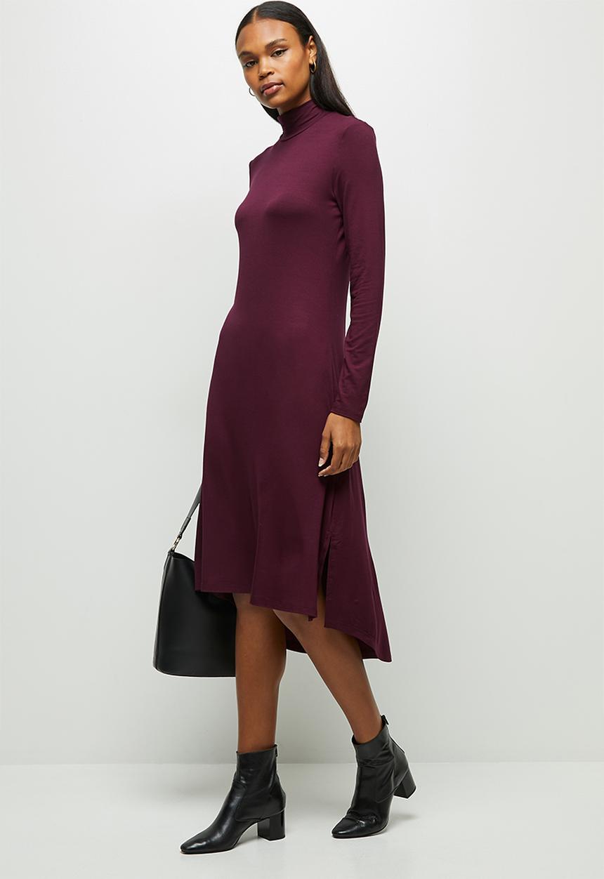 edit - Round neck hi low midi - dark berry