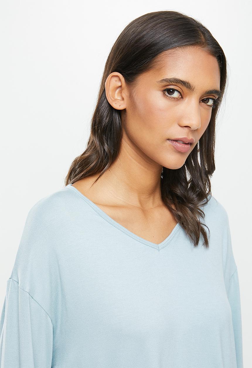 Superbalist - V-neck sleep top & pants set - light blue