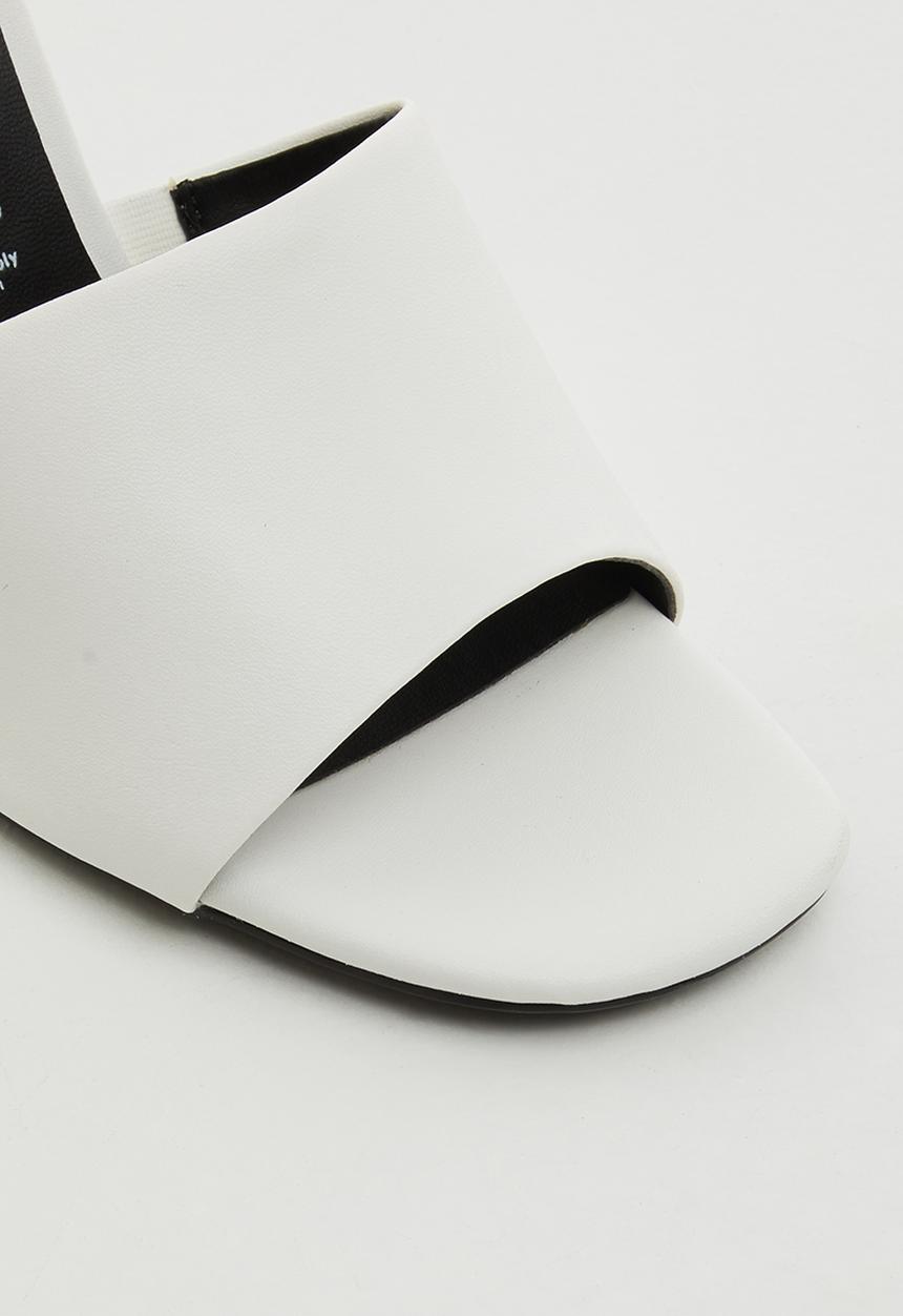 Call It Spring - Divinee heel - white