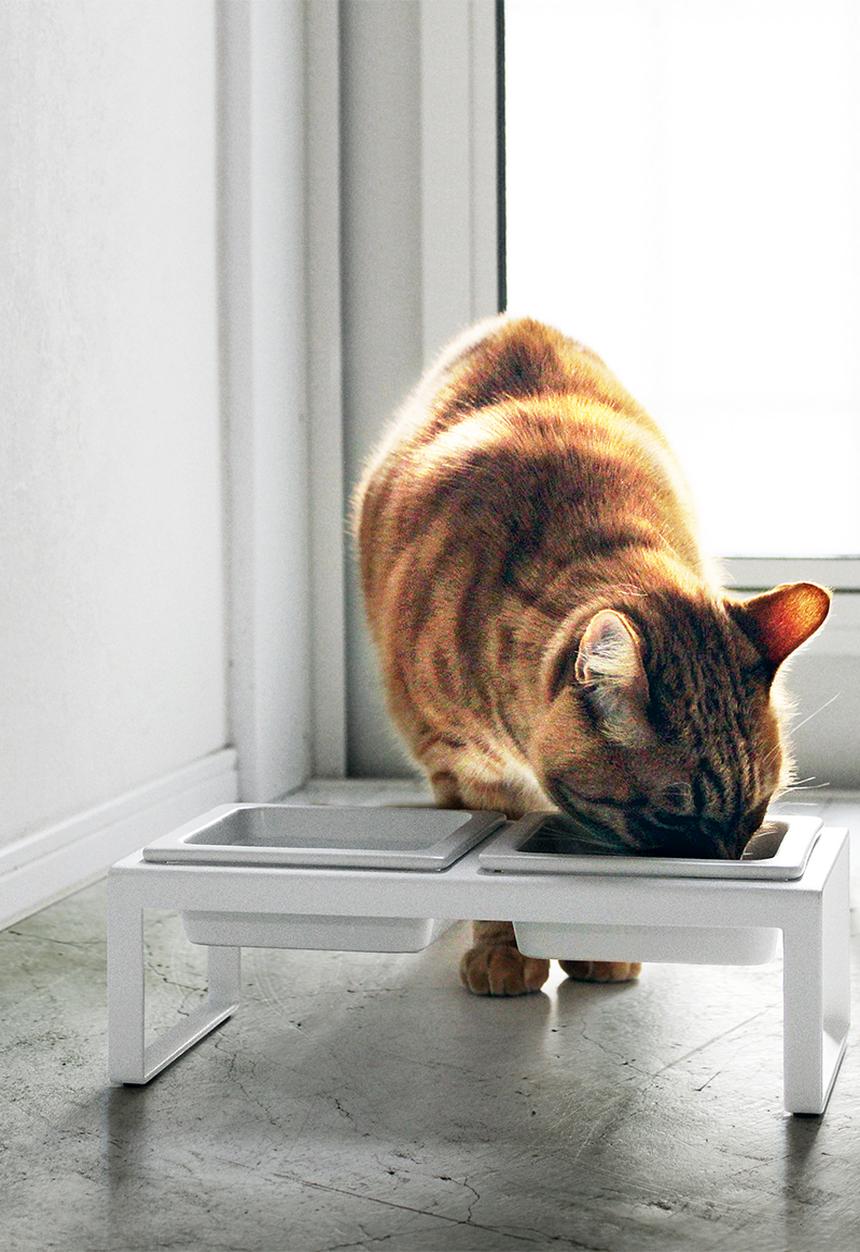 Yamazaki - Tower pet food bowl stand set - white