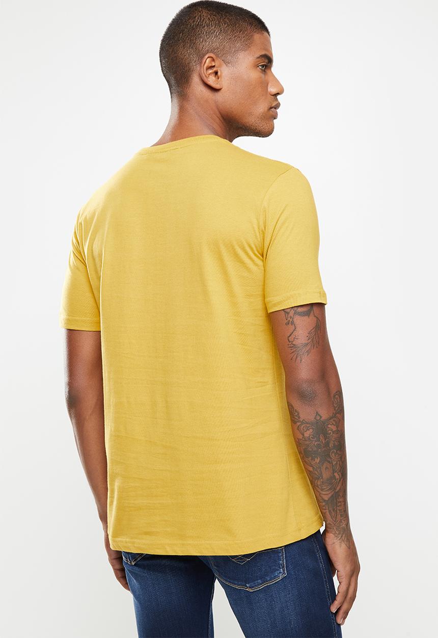 Ben Sherman - Half flag tee - mustard 