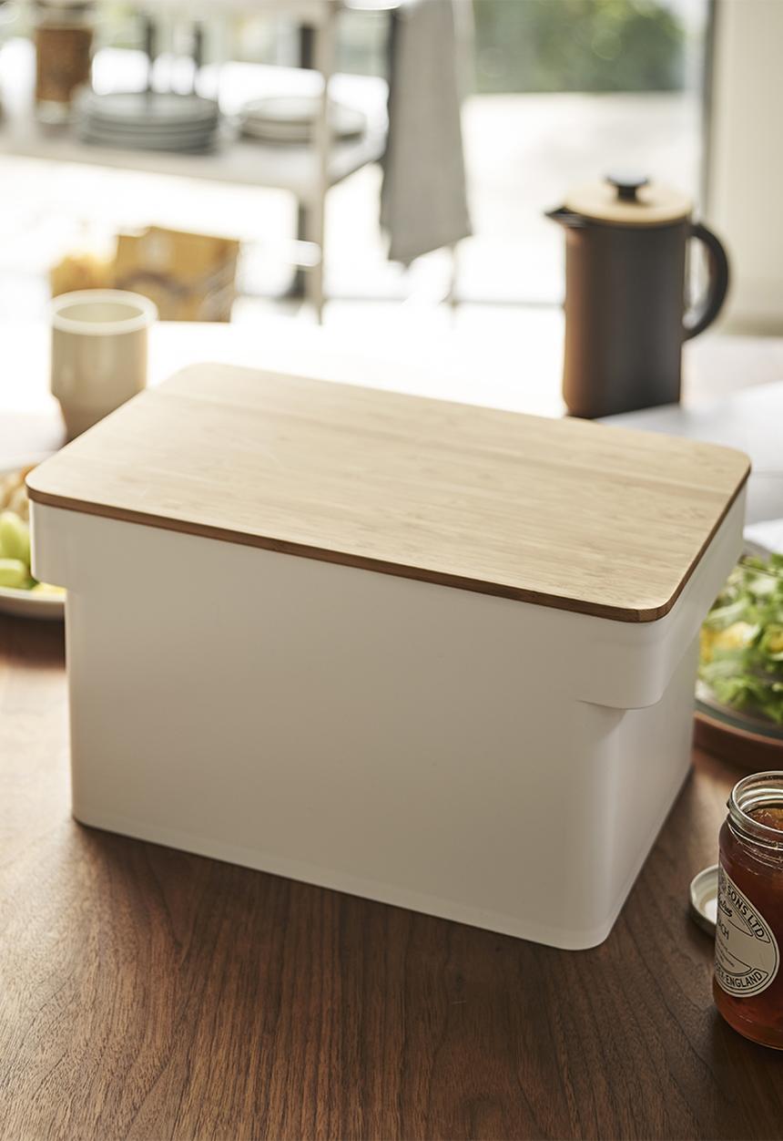 Yamazaki - Tower bread case with knife holder - white