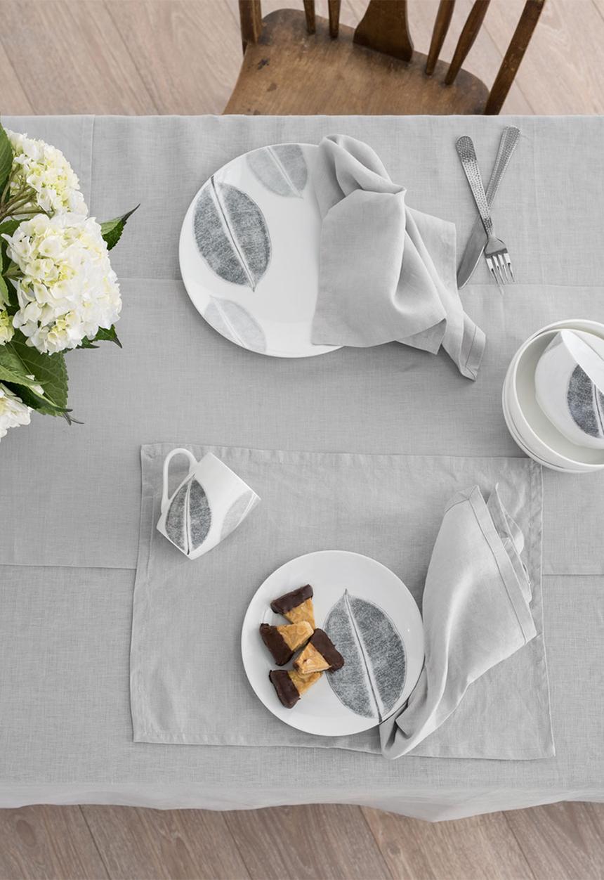 Linen House - Nimes table cloth - pale grey
