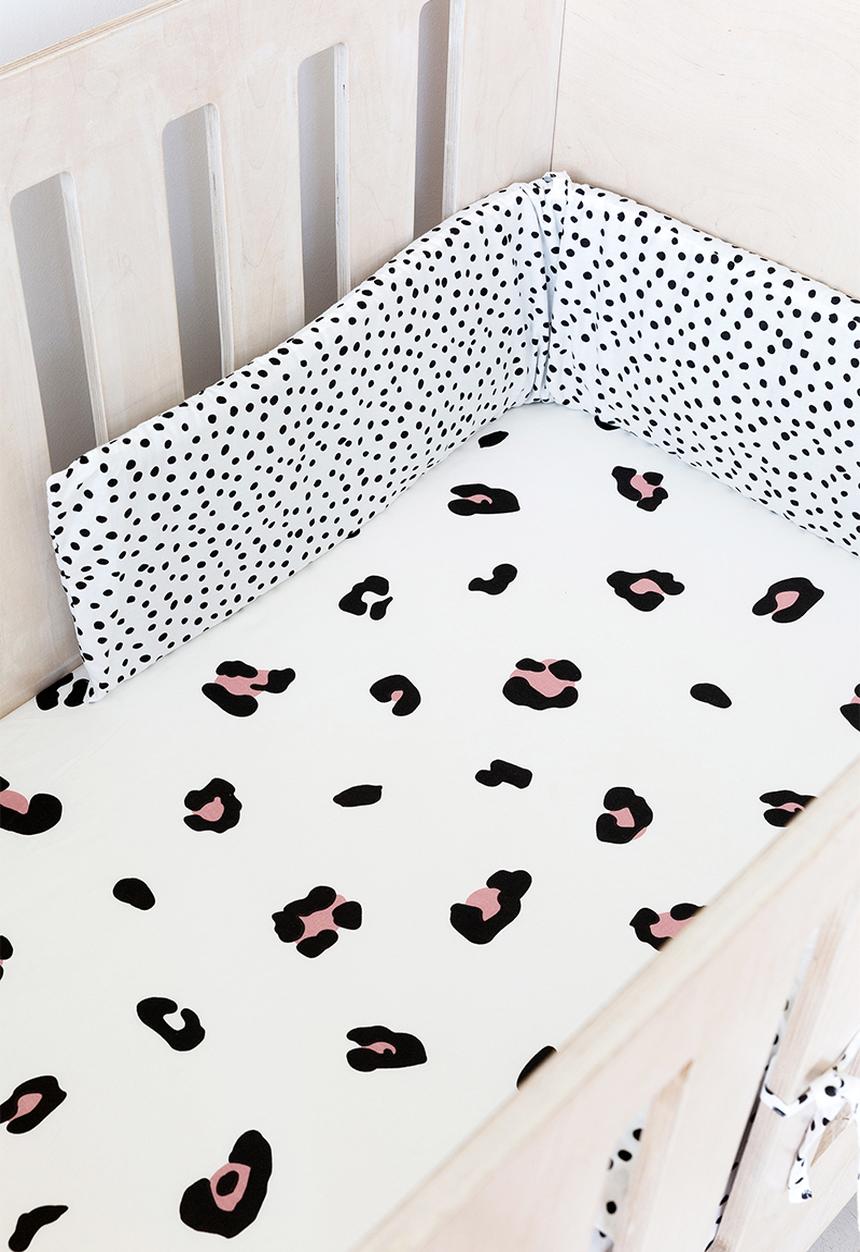 Phlo Studio - Spotty  cot bumper - black & white