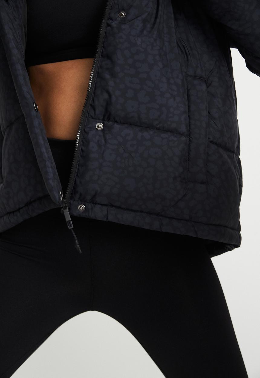 Cotton On - The recycled mother puffer - black