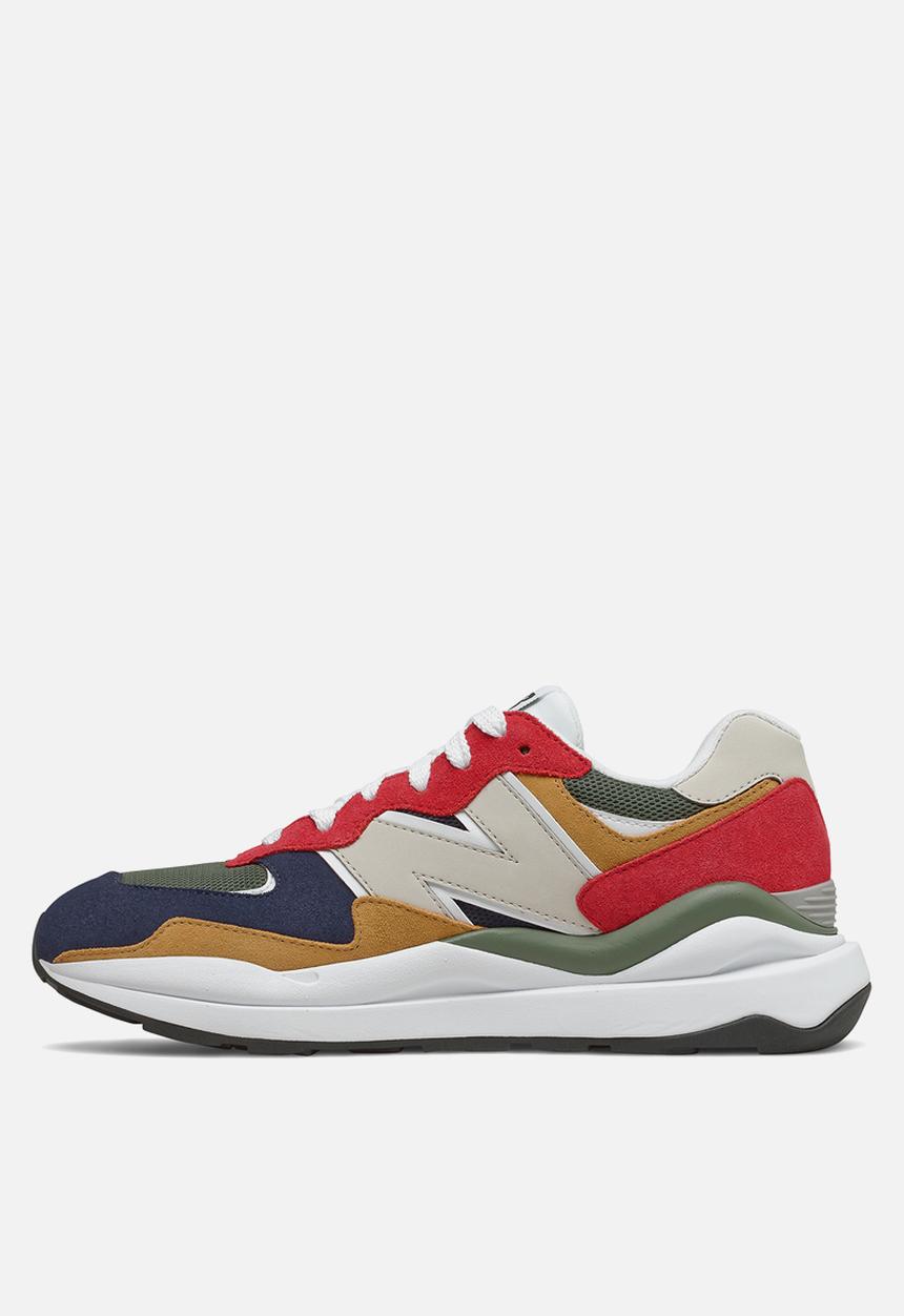 New Balance  - 5740 - pigment (481)