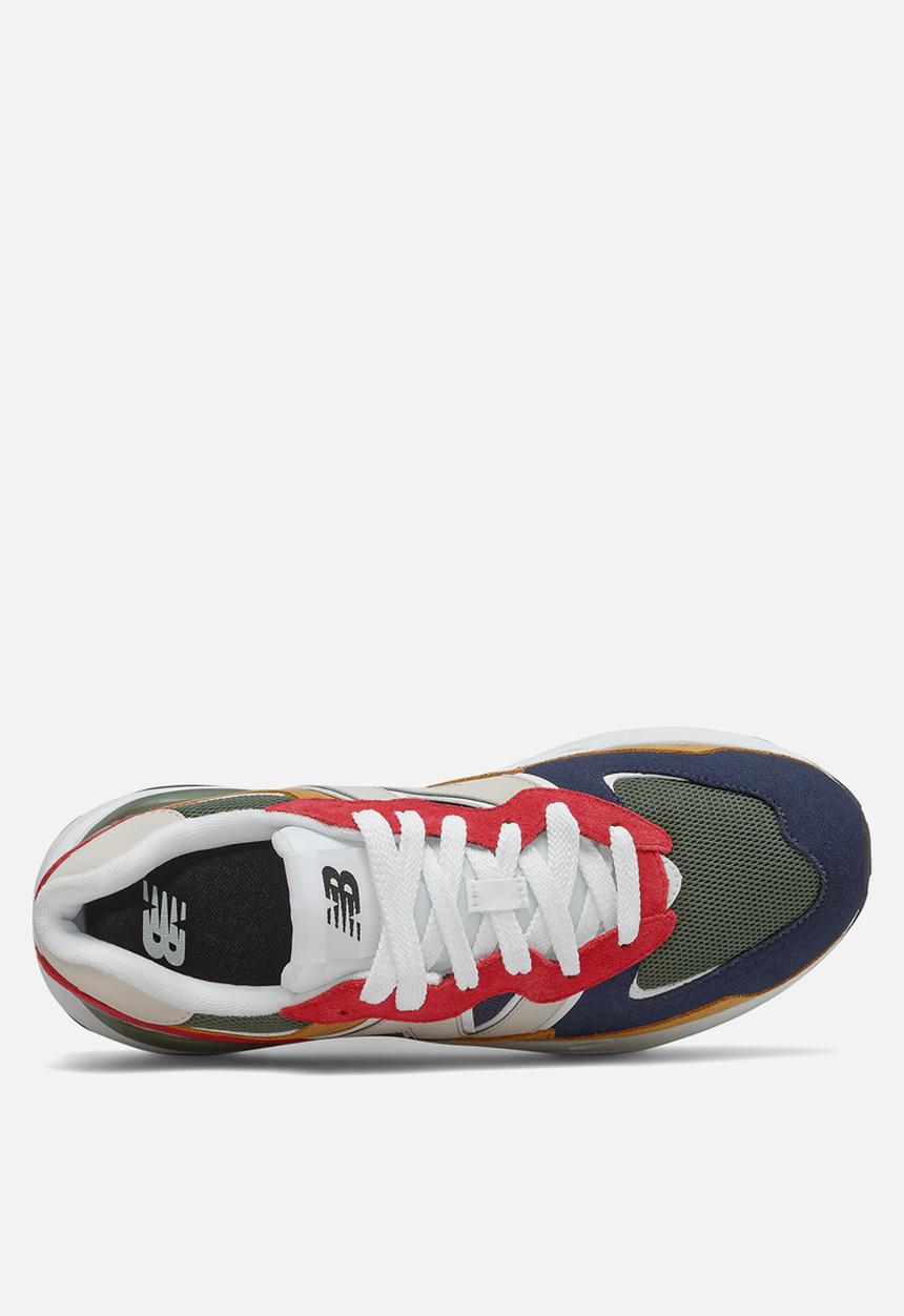 New Balance  - 5740 - pigment (481)
