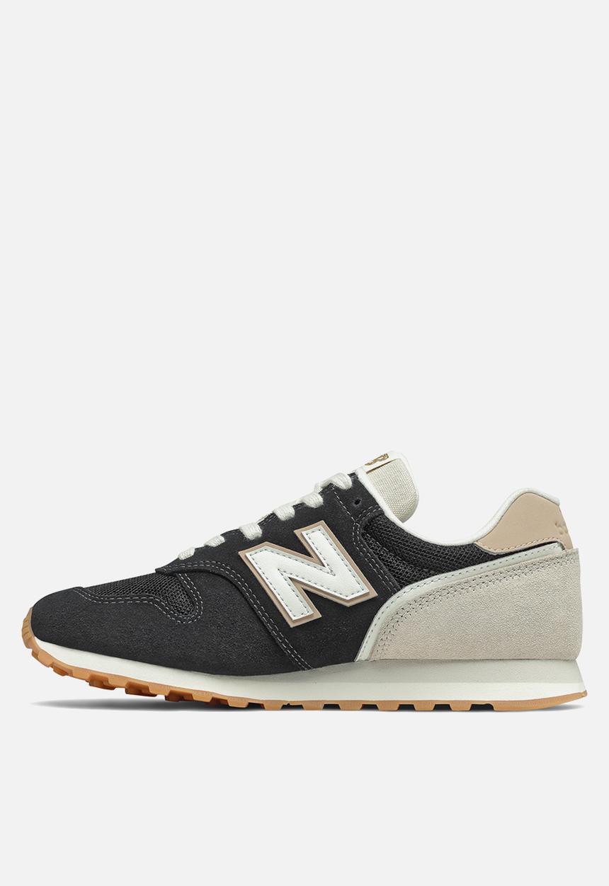 New Balance  - 373v2 - black/white (048)