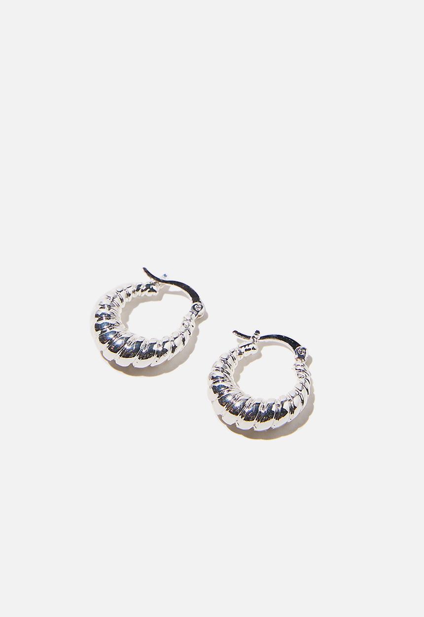 Rubi - Premium everyday hoop - sterling silver plated frenchy