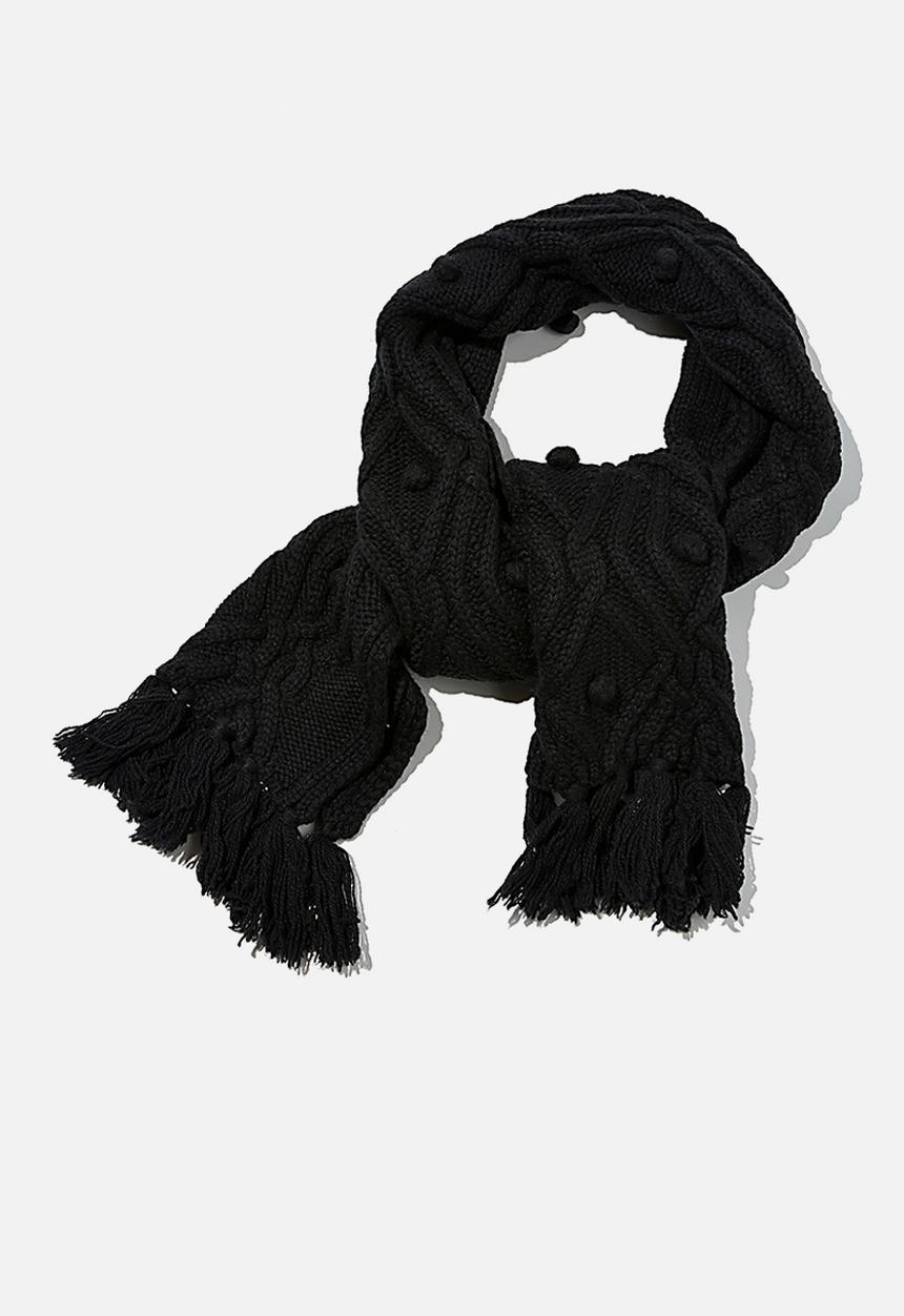Rubi - Heritage knit scarf - black cable knit