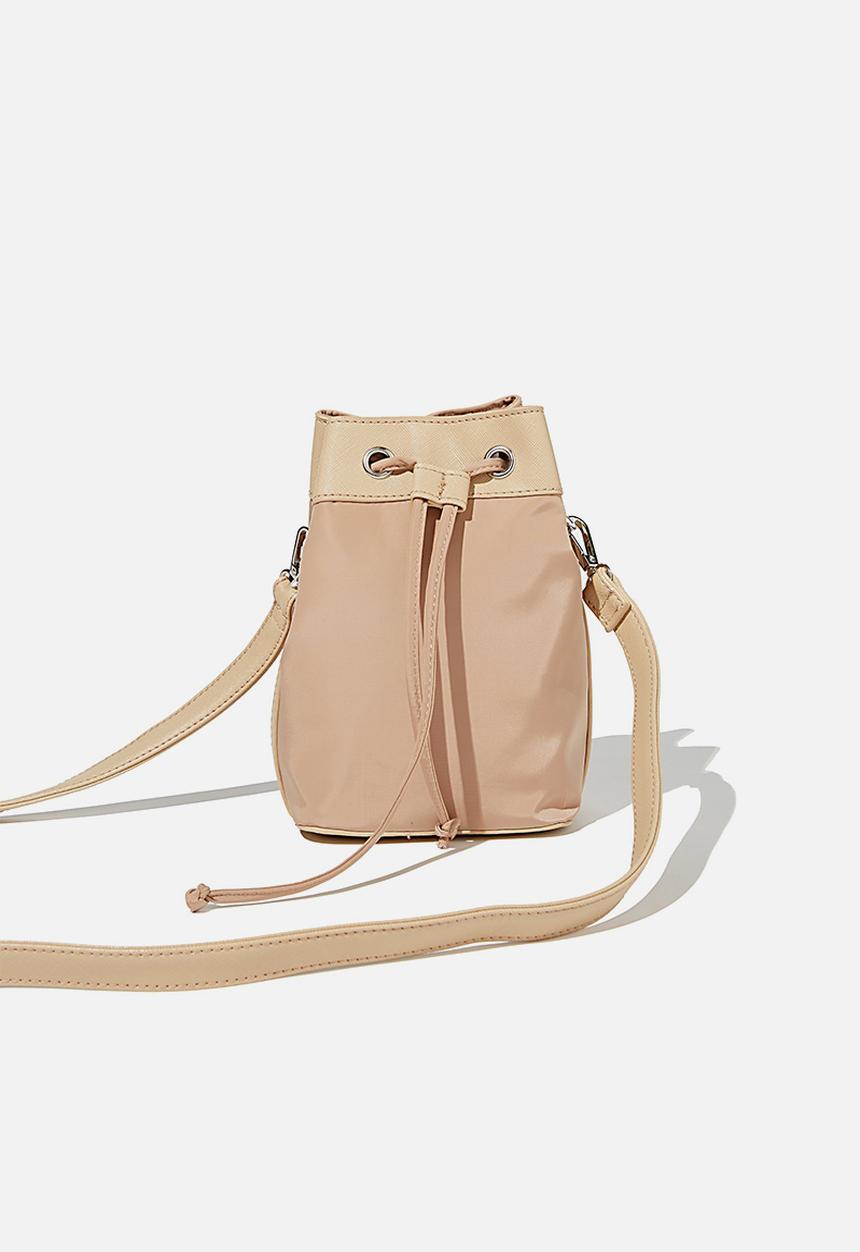 Rubi - Nylon bucket bag - brown taupe