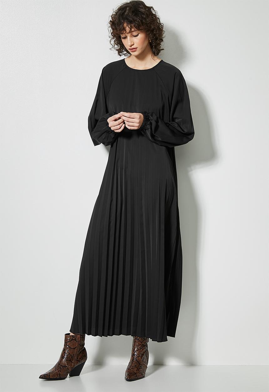 Superbalist - Pleated trapeze dress - black